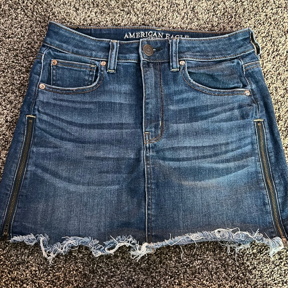 American eagle mini skirt